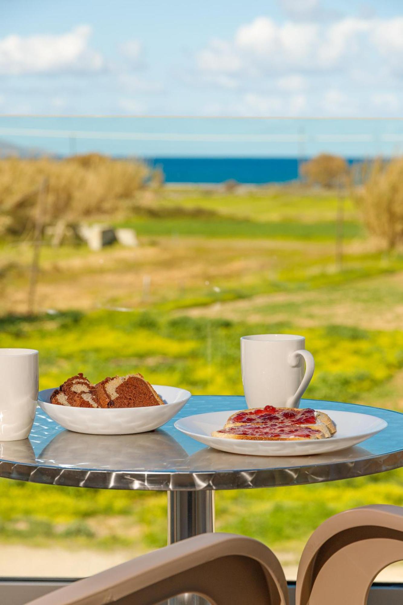 Achatis Apartments With Sea View Kolimvárion Luaran gambar