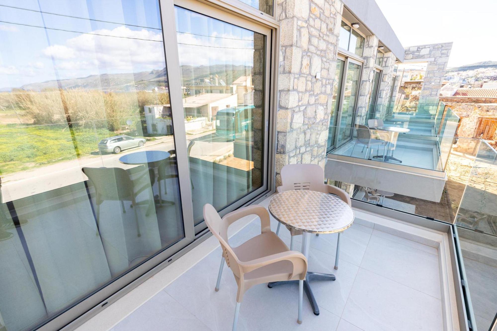 Achatis Apartments With Sea View Kolimvárion Luaran gambar