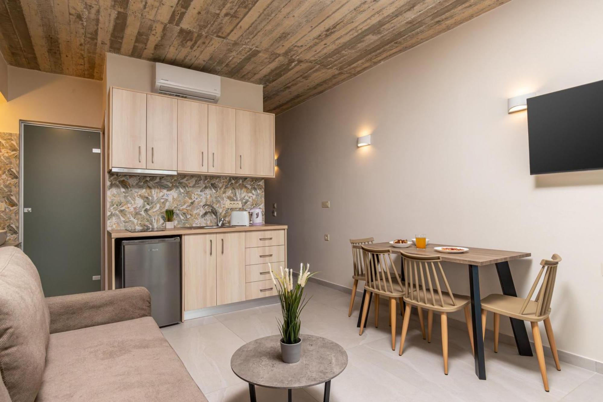 Achatis Apartments With Sea View Kolimvárion Luaran gambar