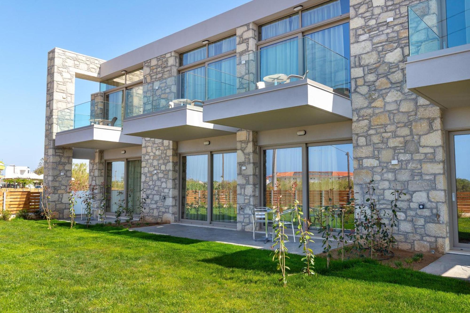 Achatis Apartments With Sea View Kolimvárion Luaran gambar