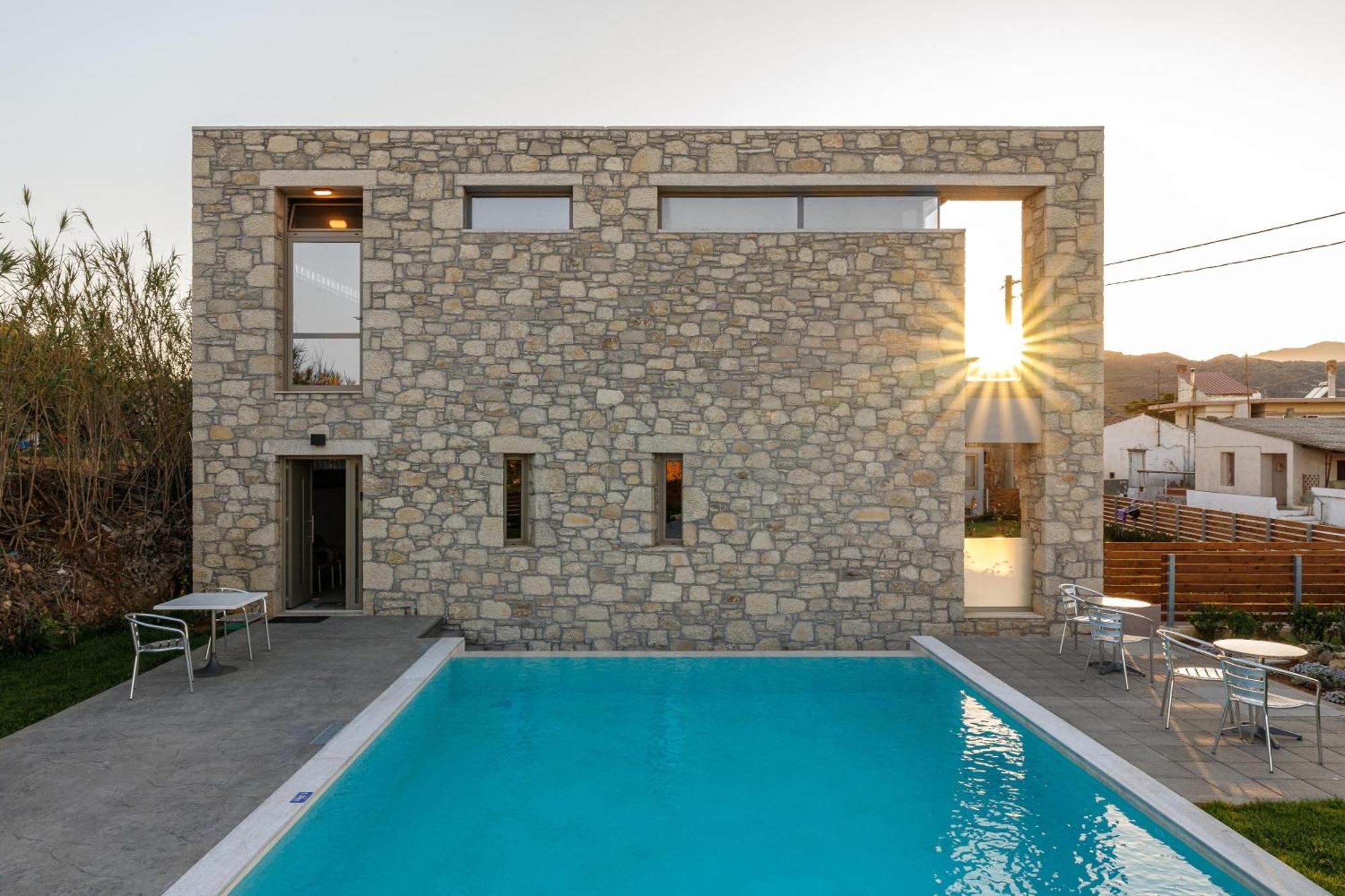 Achatis Apartments With Sea View Kolimvárion Luaran gambar