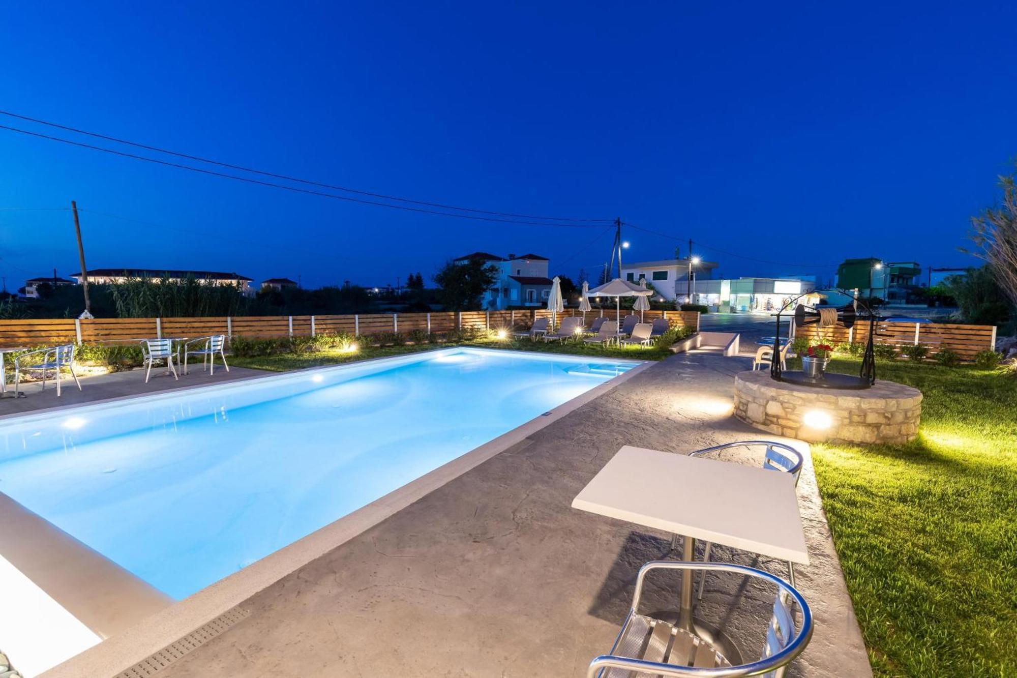 Achatis Apartments With Sea View Kolimvárion Luaran gambar